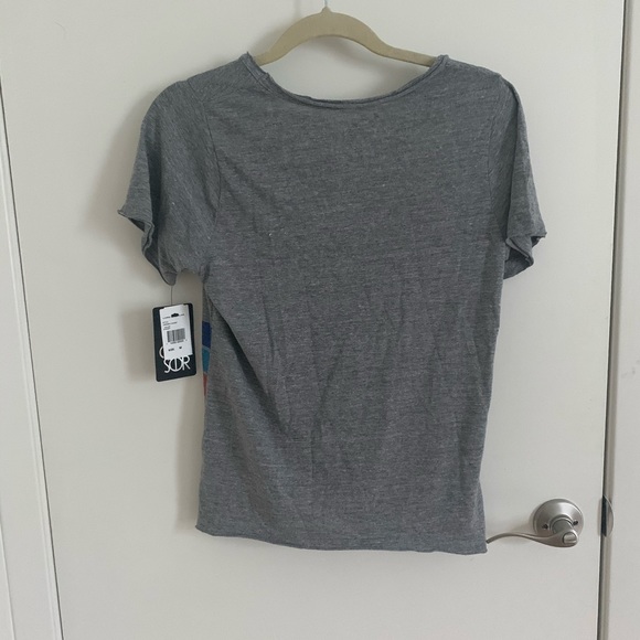 Chaser short sleeve tee shirt never been worn - Picture 2 of 4